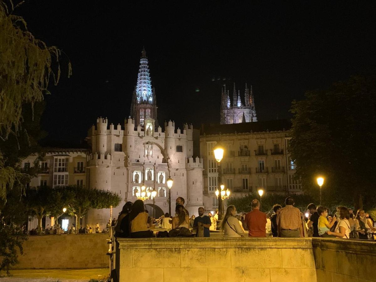 Ferienwohnung Mirando A La Catedral Desde Plaza Vega Burgo Exterior foto